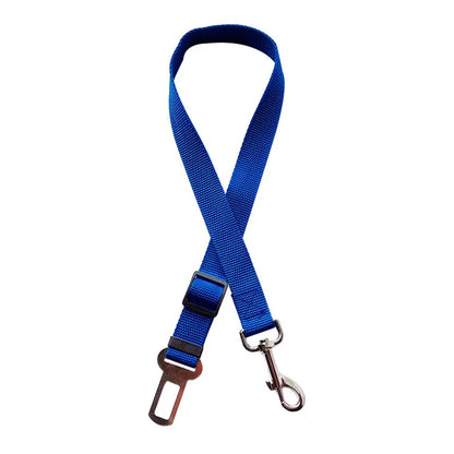 Arnés con cinturón de seguridad ajustable para perros: accesorio de nailon reflectante, acolchado y elástico para viajes en coche.